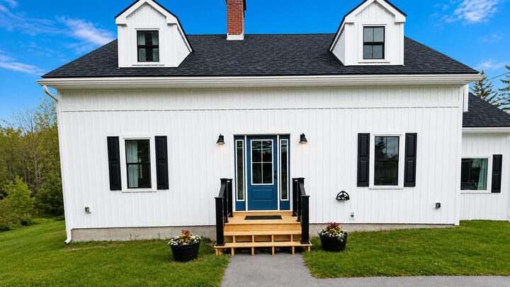 Property Photo: 324 & 328 High Street ME 04605