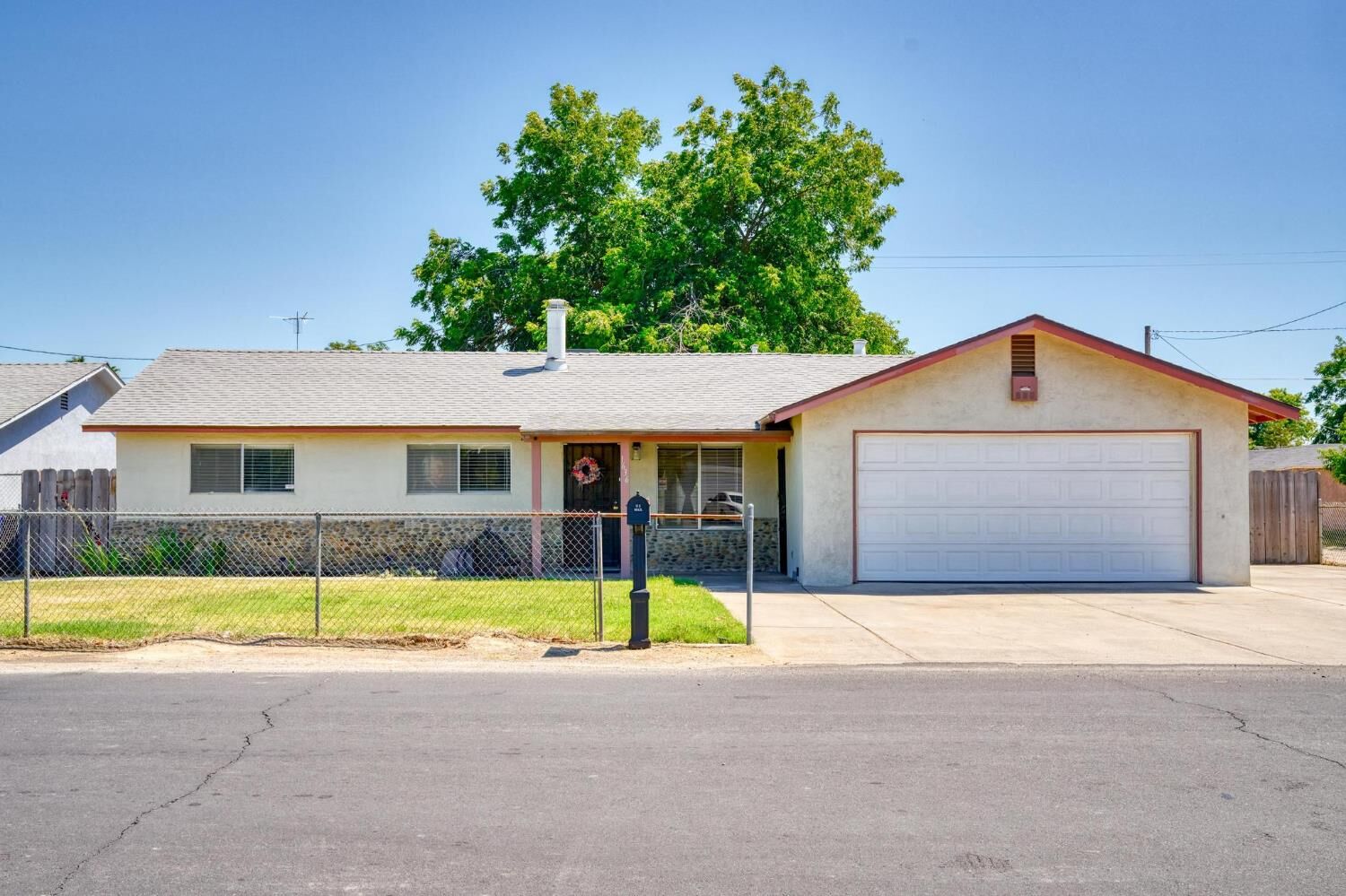 Property Photo: 1636 Woodworth Avenue CA 95351