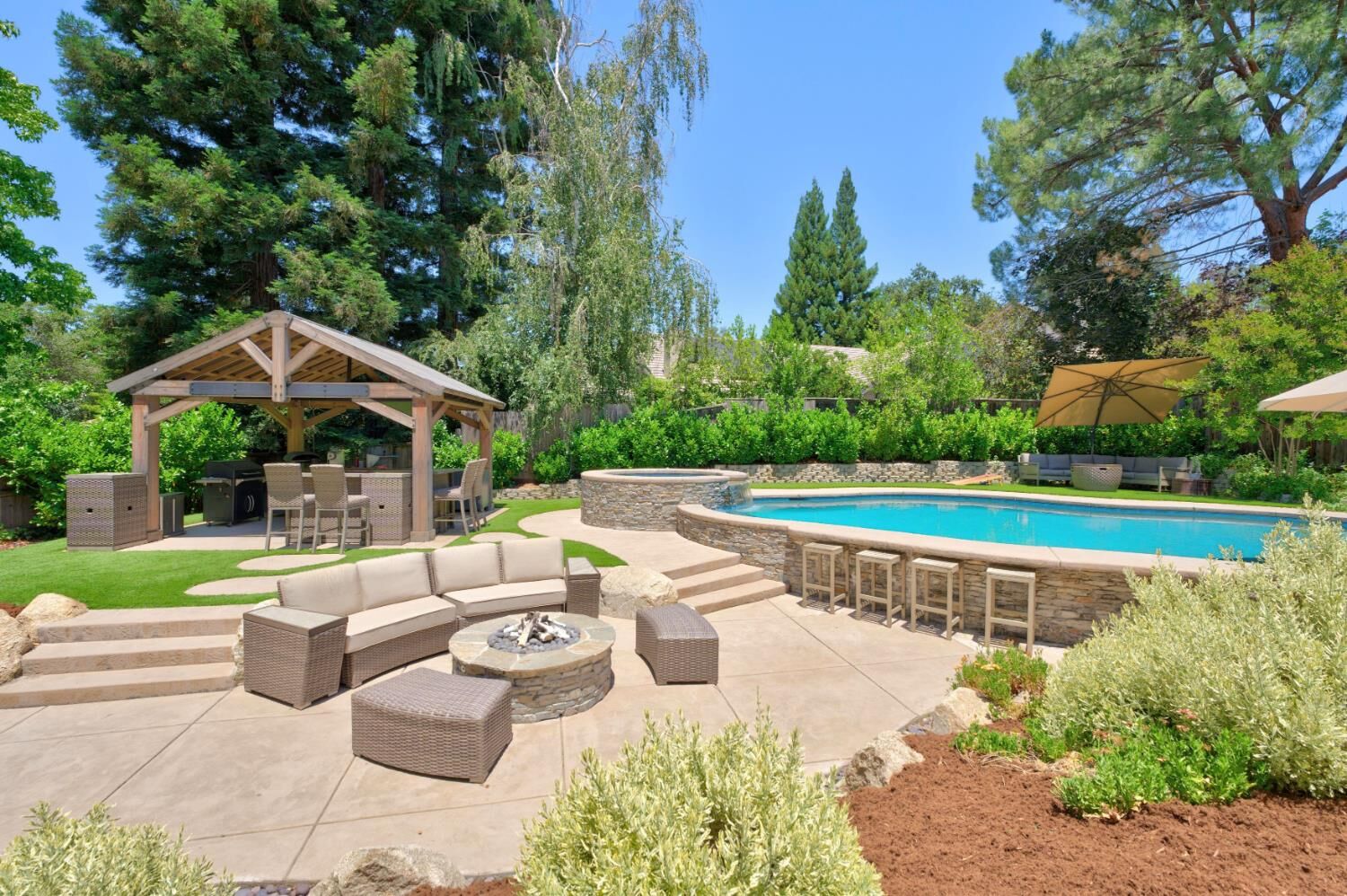Property Photo:  2411 Allendale Place  CA 95762 