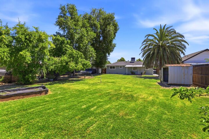 Property Photo:  5180 28th Street  CA 95820 