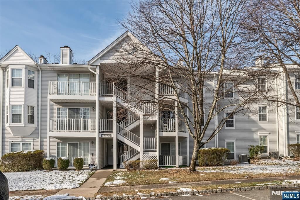 Property Photo:  430 Poets Way 430  NJ 07430 