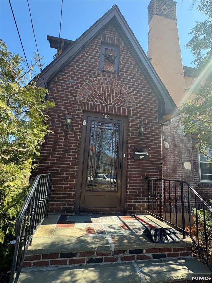 Property Photo:  325 Bogert Avenue  NJ 07450 