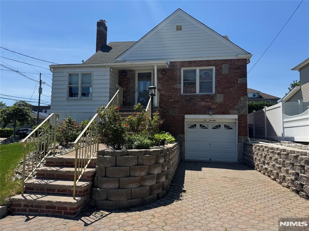 Property Photo:  270 Bell Avenue  NJ 07604 