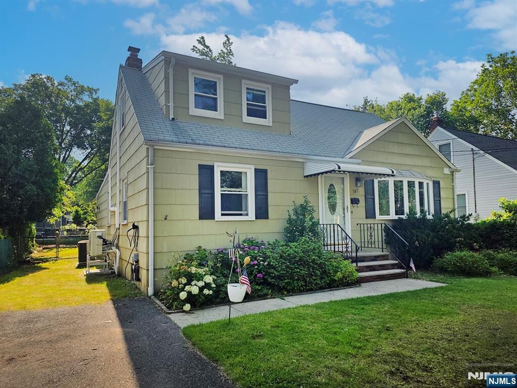 Property Photo: 747 Brookside Road NJ 07065