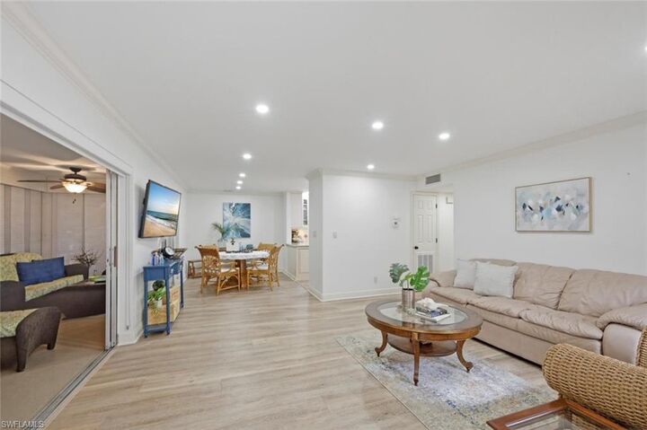 Property Photo: 1549 Sandpiper St 80 FL 34102