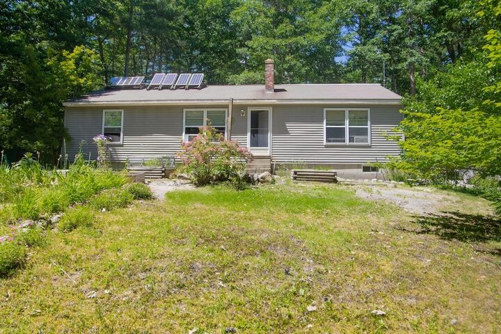 Property Photo:  14 Ridgeway Drive  NH 03255 