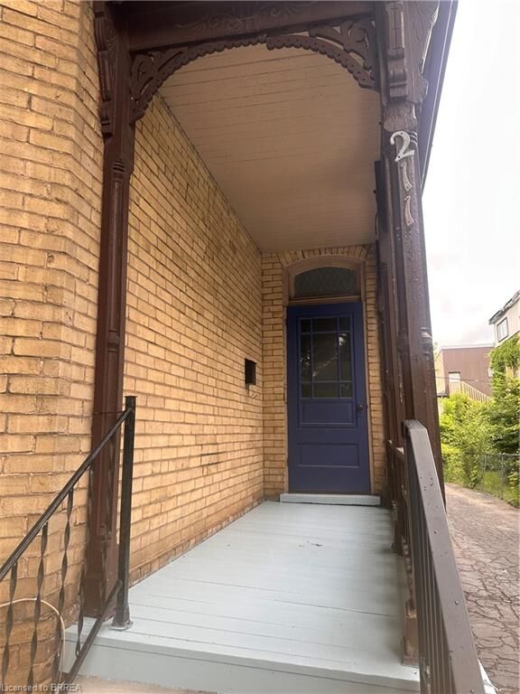 Property Photo: 211 Dalhousie Street ON N3S 3T8