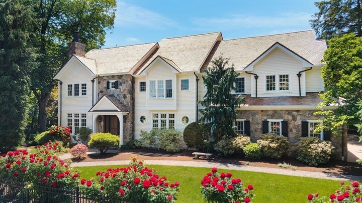 Property Photo:  8 Valley Road  MA 02481 