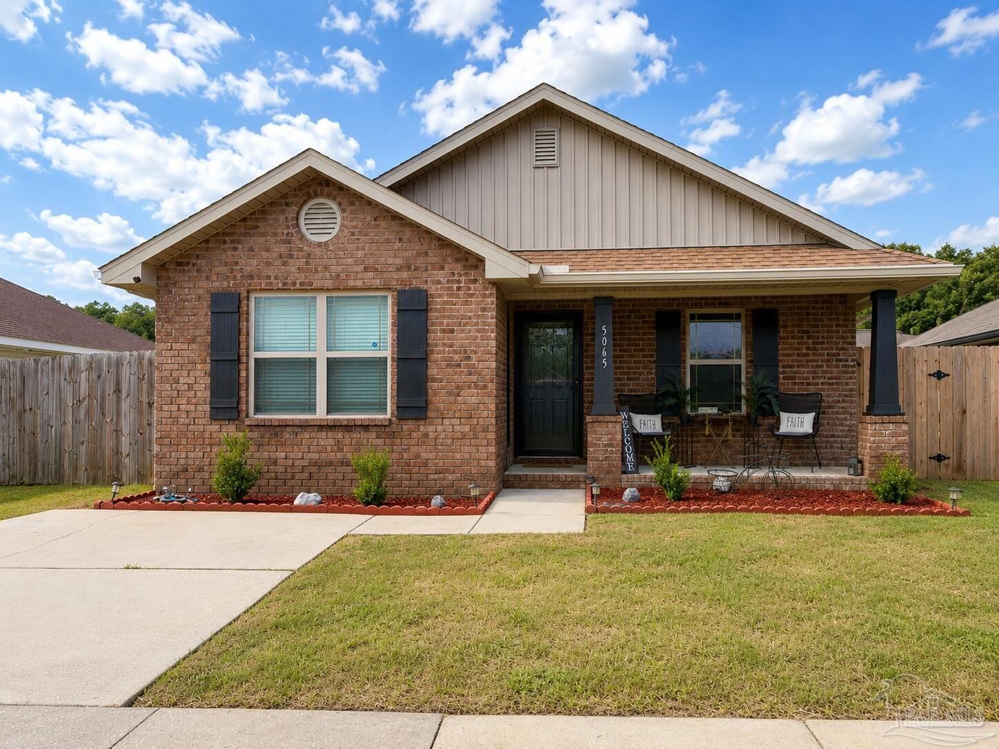 Property Photo:  5065 Carmell Ridge Cir  FL 32570 