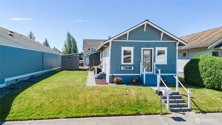 Property Photo:  349  H Street  WA 98230 