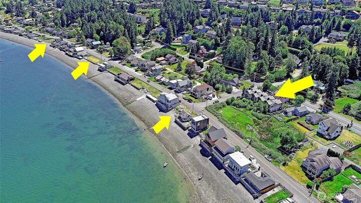 Property Photo: 1095 Essex Street 2 WA 98282