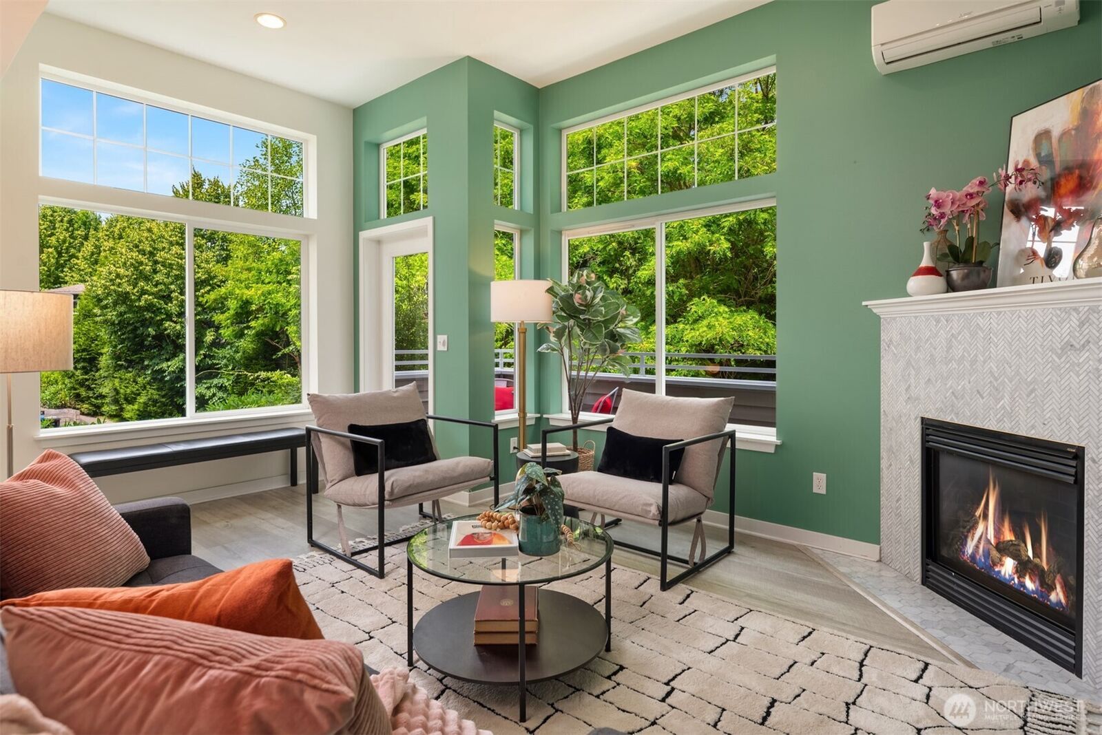 Property Photo: 3302 W Government Way Unit A WA 98199
