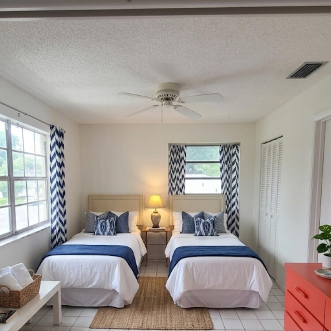 Property Photo:  13746 Via Flora E  FL 33484 