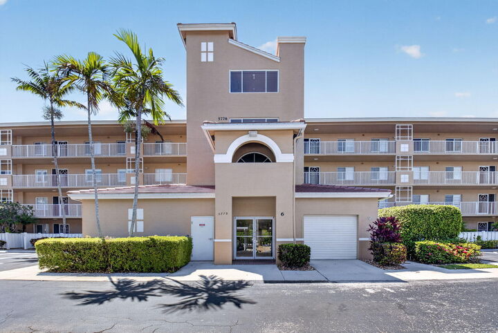 Property Photo:  5778 Crystal Shores Drive 202  FL 33437 