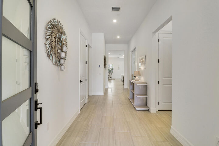 Property Photo: 10718 Stellar Circle FL 33412