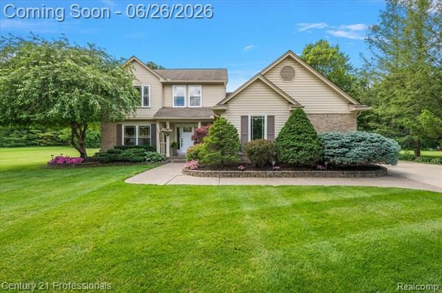 Property Photo:  4683 Fox Chase Drive  MI 48383 