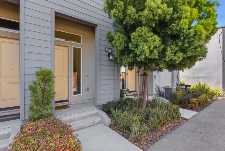 Property Photo:  2917 Noyce Place 241  CA 95051 