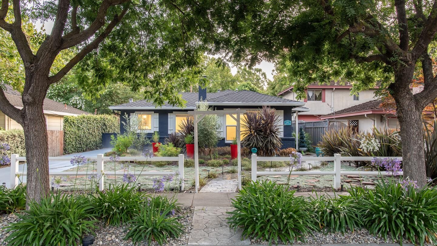 Property Photo:  1327 Cherry Avenue  CA 95125 