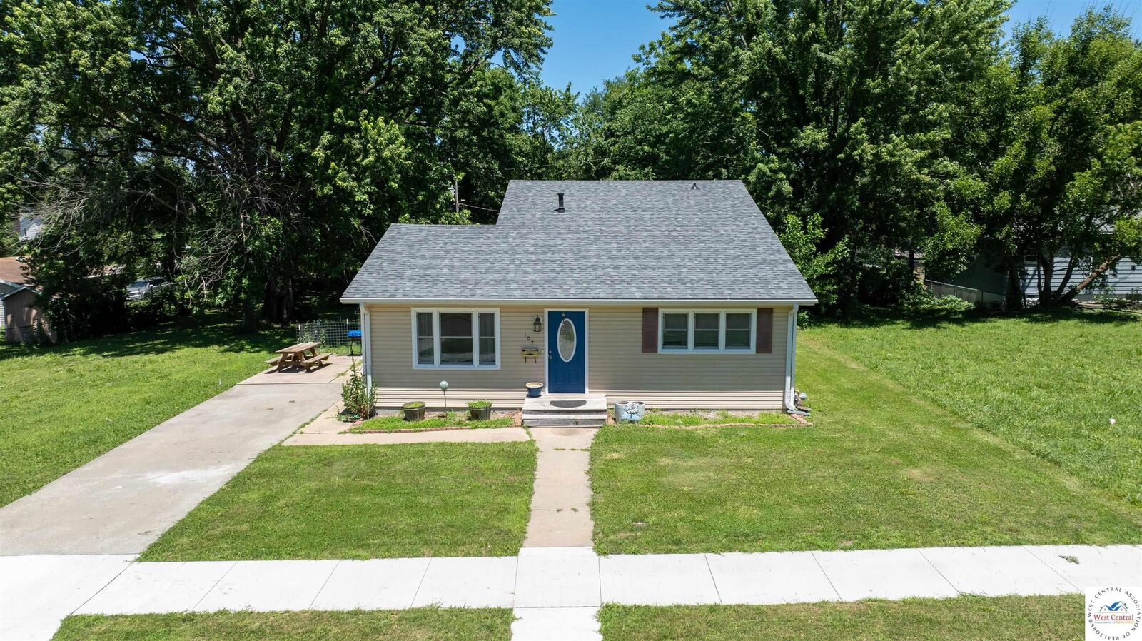 Property Photo:  107 E Morgan  MO 65301 
