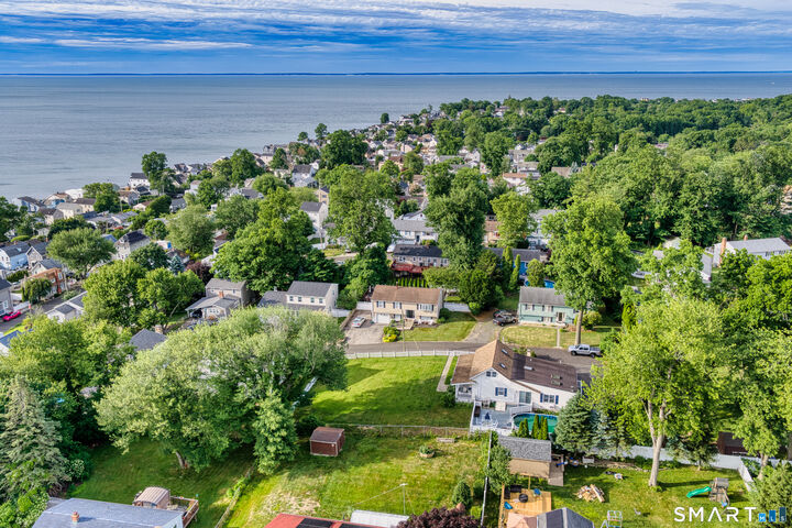Property Photo:  79 Soundview Avenue  CT 06460 