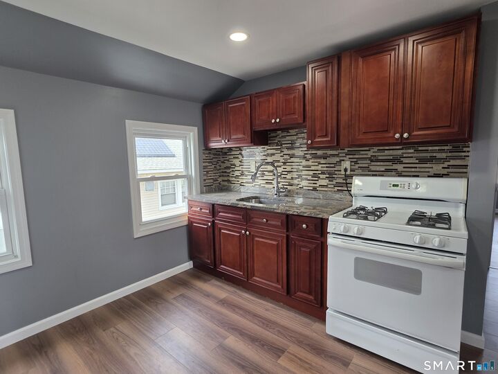 Property Photo: 68-70 Westfield Avenue CT 06606