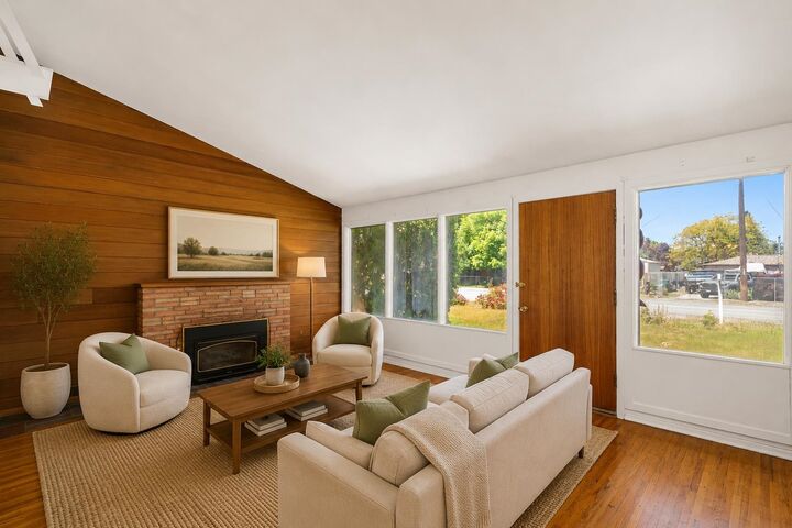 Property Photo: 8004 E Mission Ave WA 99212