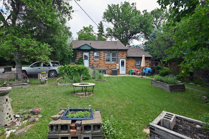 Property Photo:  43 N Elk Street  WY 82801 