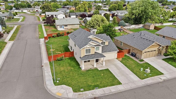 Property Photo:  4515 Phoenix Ln  WA 99301 