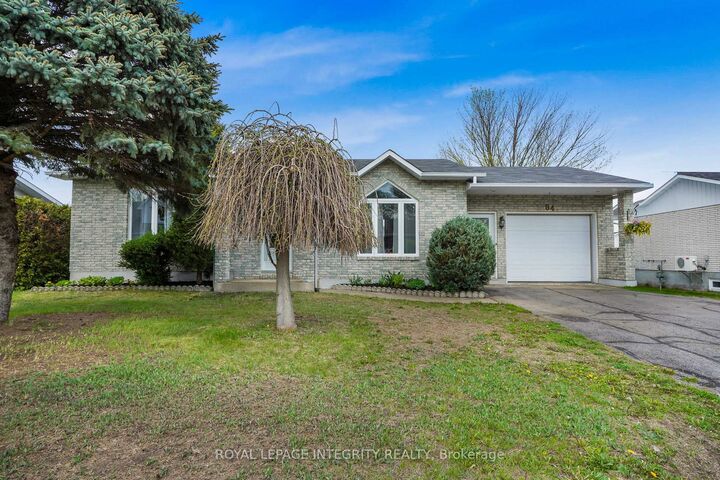 84 Lalande Crescent — photo 1