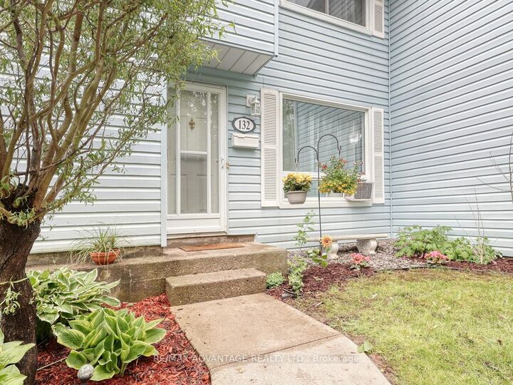 Property Photo: 132 Monmore Road ON N6G 3A6