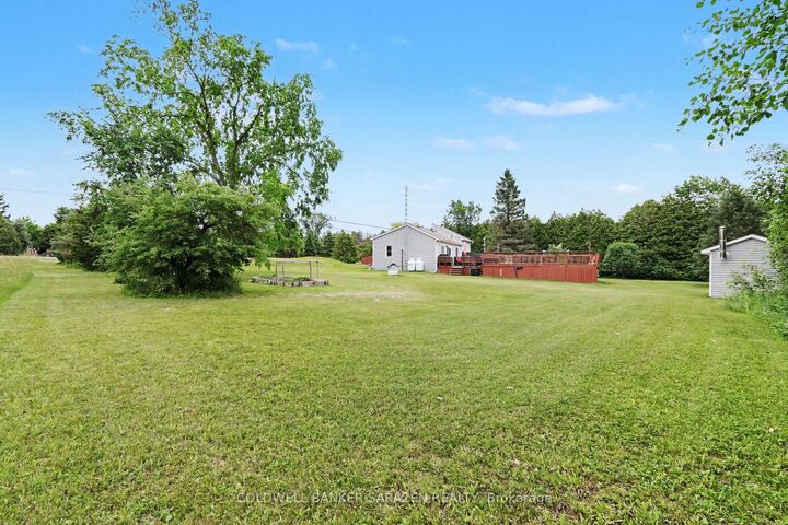 Property Photo: 2695 Rosedale Road ON K7A 4S4