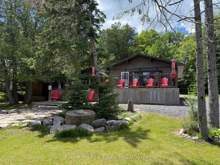 635 Limberlost Point Road — photo 1