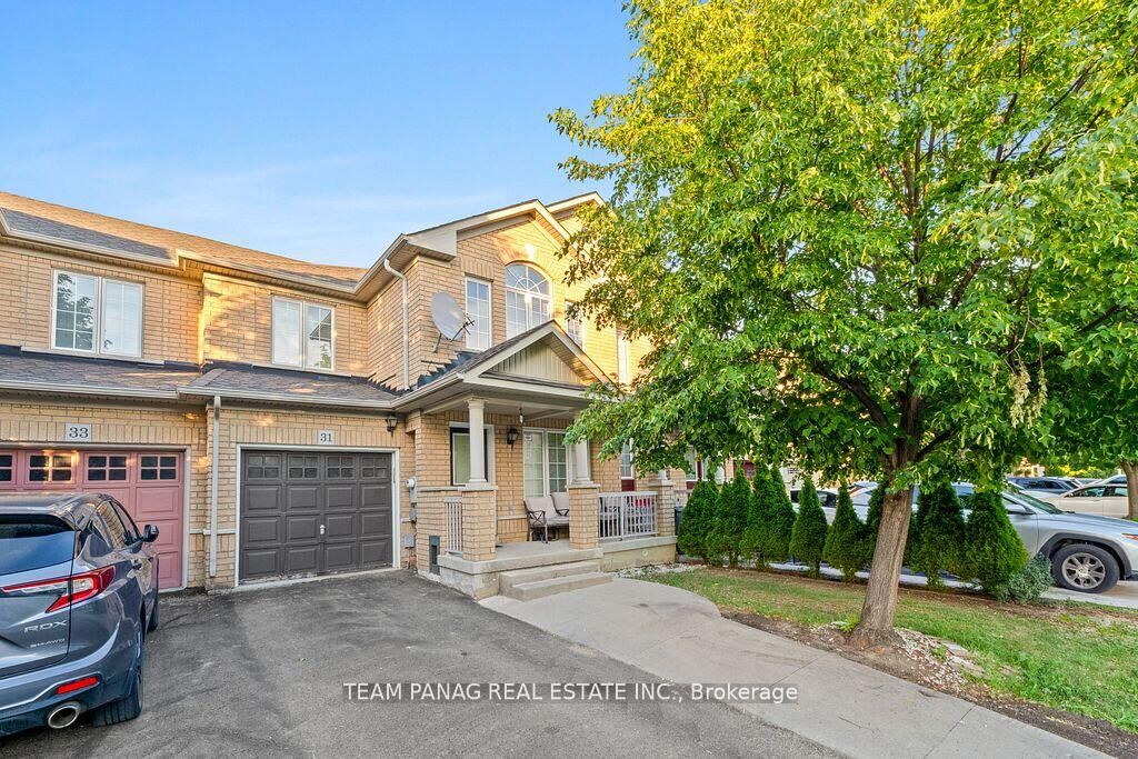 Property Photo:  31 Snowshoe Lane  ON L6R 0J6 