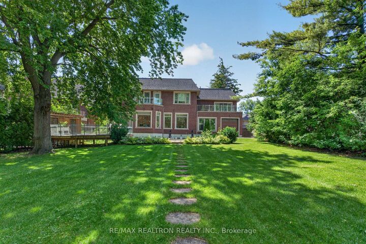 Property Photo: 45 Boyle Drive ON L4C 6C8
