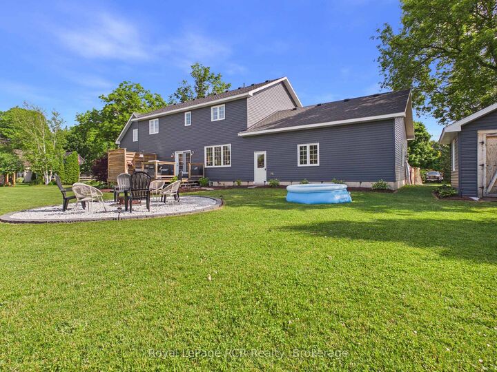 Property Photo:  482 Wolsley Street  ON N0G 2H0 