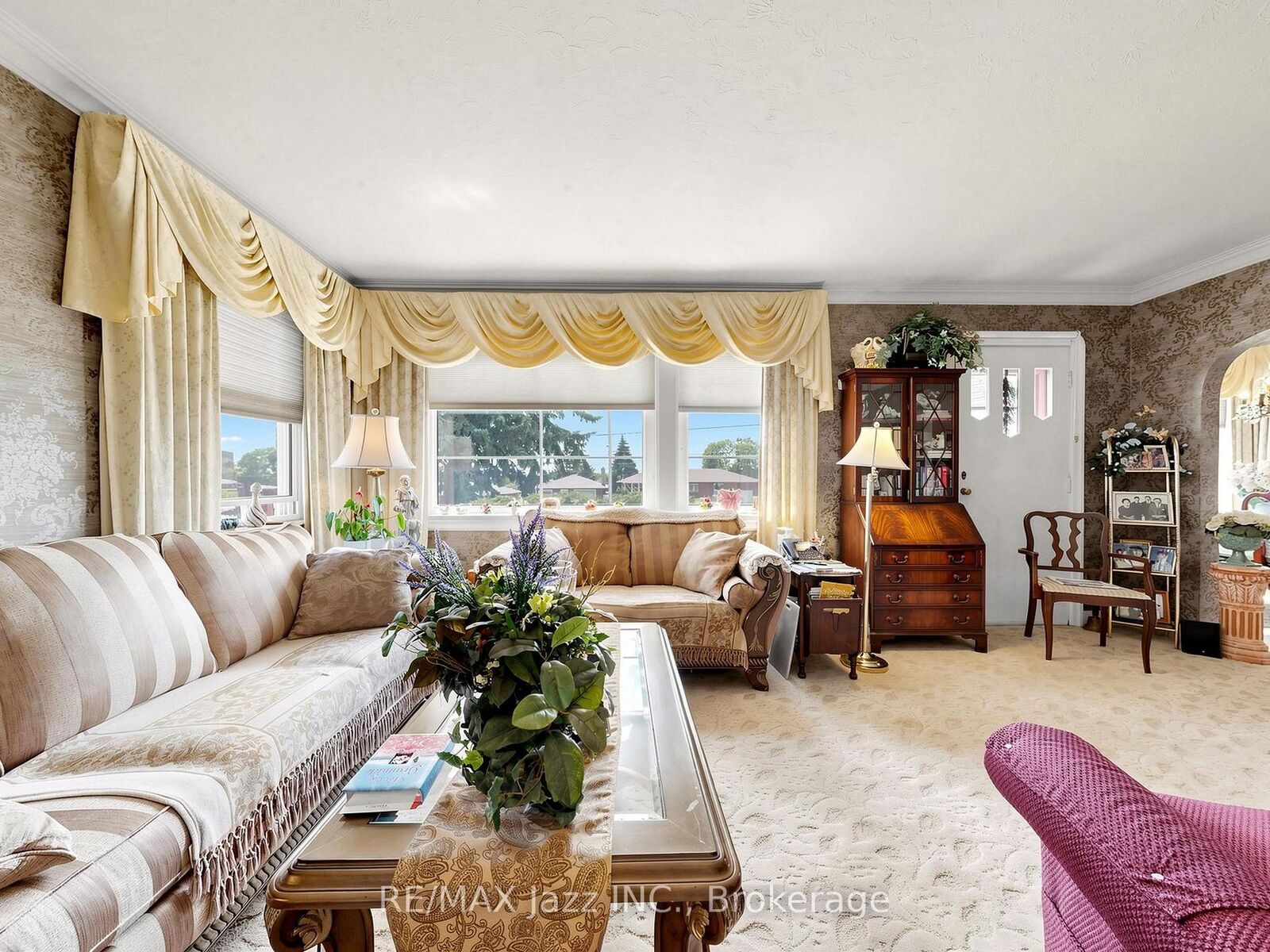Property Photo:  83 Stevenson Road N  ON L1J 5M4 
