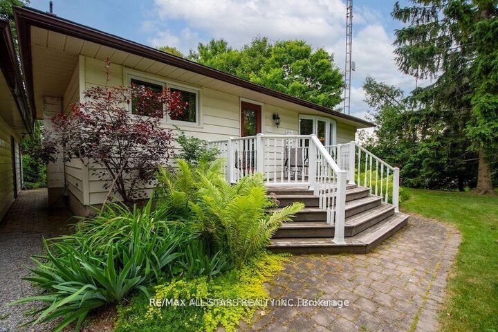 Property Photo: 690 Post Road ON K0L 2X0