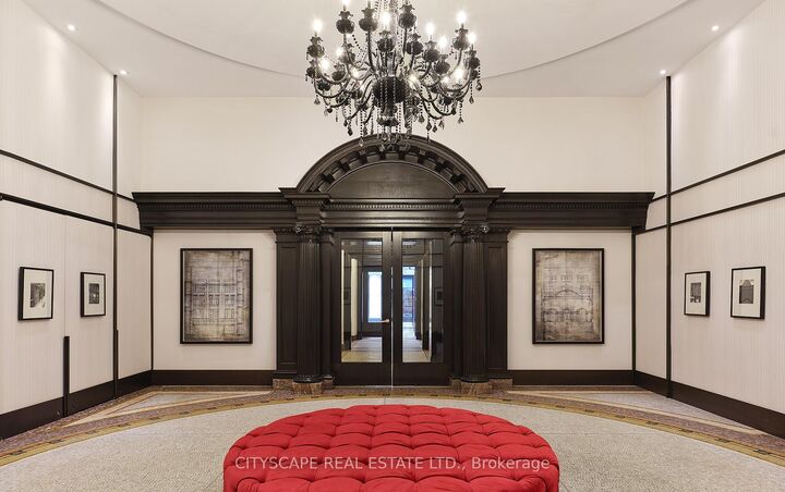 197 Yonge Street 4810 — photo 1