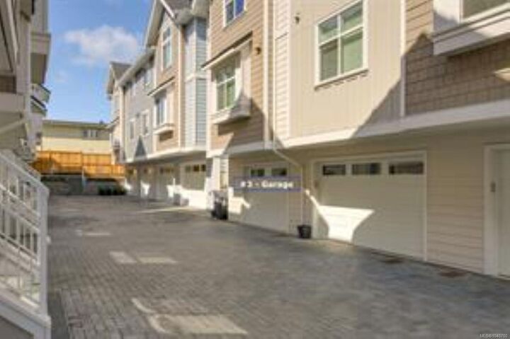 Property Photo: 10480 Resthaven Dr #3 BC V8L 3H7