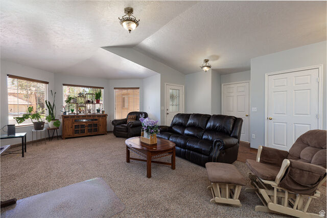 Property Photo:  65 E Red Shadow Cir  UT 84741 