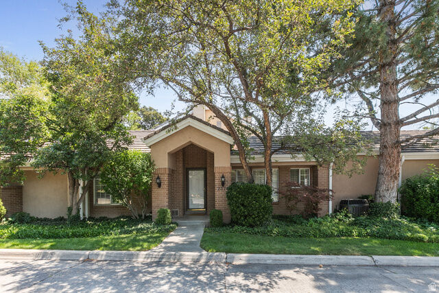 Property Photo:  2374 E Summerspring Ln  UT 84124 