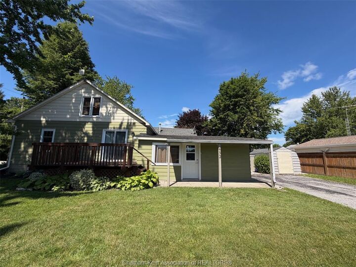 Property Photo: 452 John Street ON N0P 2B0