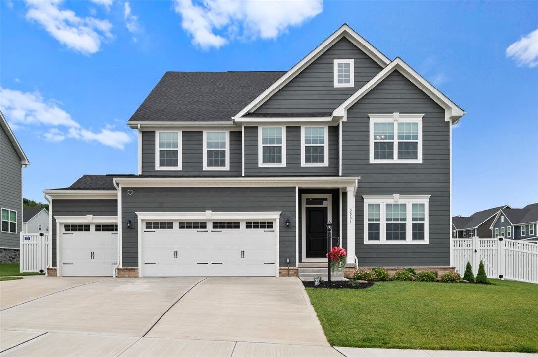 Property Photo:  2001 Shelly Ln  PA 16046 