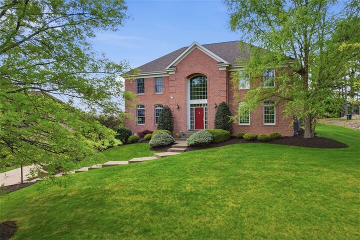Property Photo:  317 Abbey Brook Ln  PA 15367 