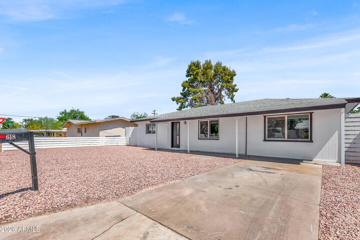 Property Photo:  618 W 12th Street  AZ 85281 
