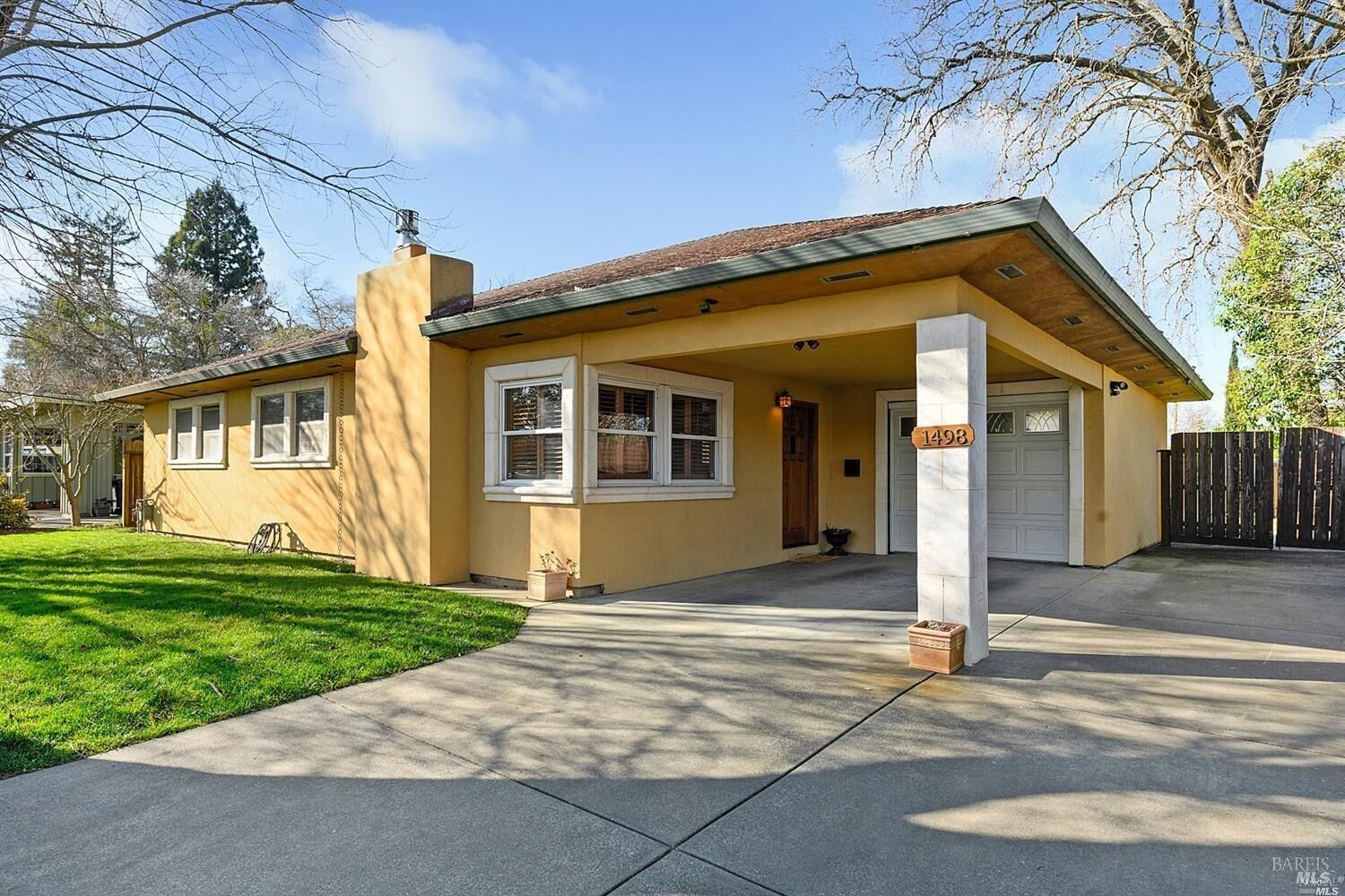 Property Photo:  1498 Sierra Avenue  CA 94558 