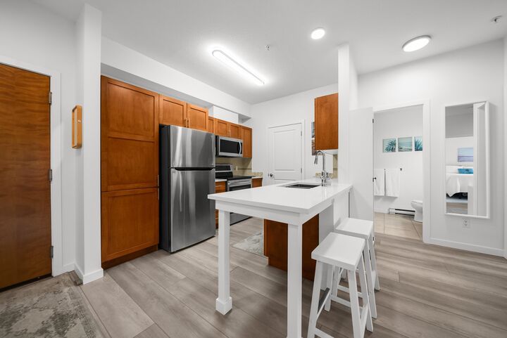 Photo de la propriété:  33318 E Bourquin Crescent 418  BC V2S 0A6 