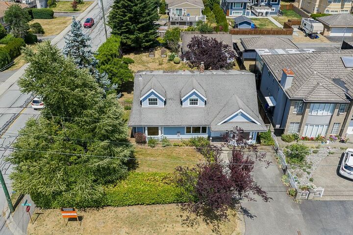 Property Photo: 1707 Haversley Avenue BC V3J 1V8