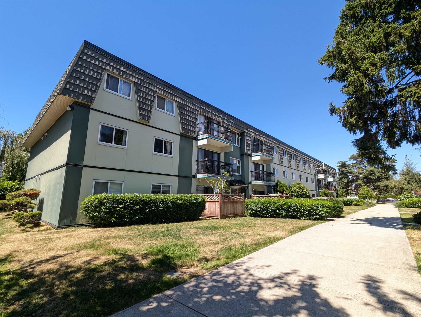 Property Photo:  8140 Williams Road 267  BC V7A 1G5 