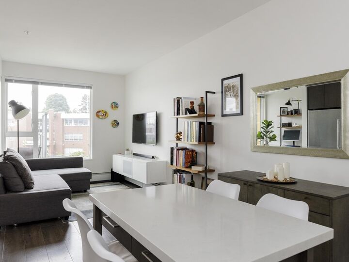417 Great Northern Way 411 — photo 1